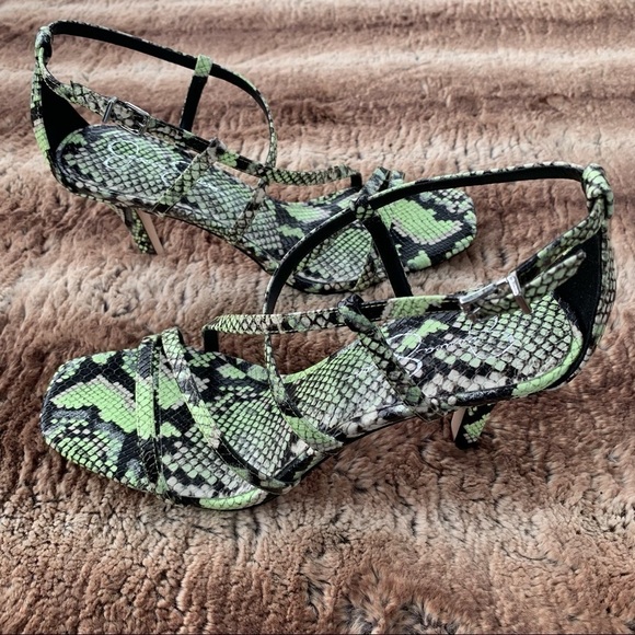 Jessica Simpson Omyra Lime Glitter Boa Sandal - Picture 3 of 8